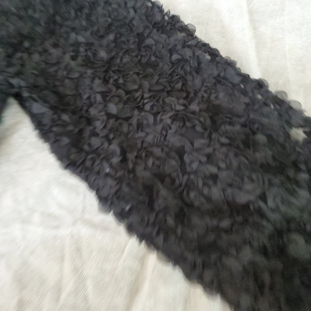 Sweater - Picture 8 of 9